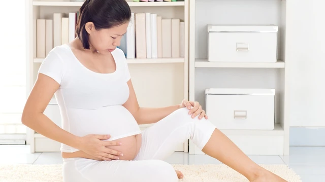 bai-viet/ba-bau-phu-chan-may-lan-thi-sinh-hieu-dung-ve-dau-hieu-phu-chan-vao-cuoi-thai-ky.html