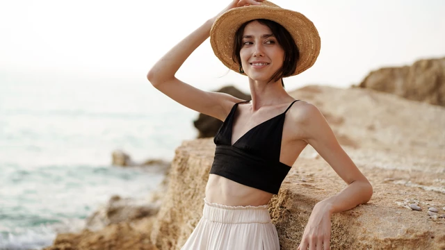 Áo bralette là gì? Áo bralette có tốt cho vòng một không?