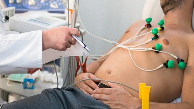 bai-viet/cach-mac-dien-tim-gan-dien-cuc-cho-may-do-dien-tim.html