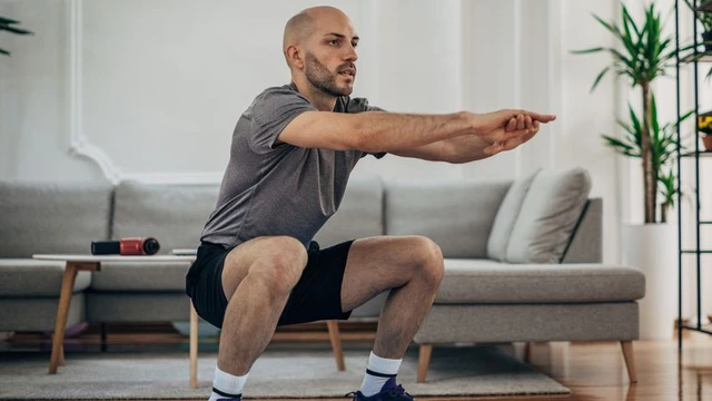 bai-viet/huong-dan-bai-tap-squat-nam-giup-phat-trien-co-bap-hieu-qua.html