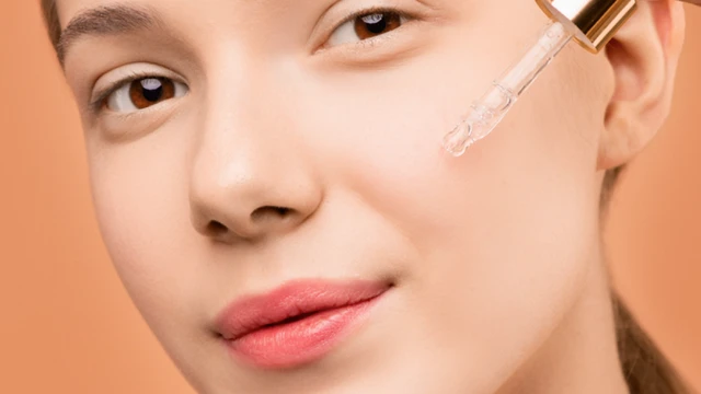 bai-viet/serum-phuc-hoi-da-co-tac-dung-gi-ai-nen-dung-serum-phuc-hoi-da.html