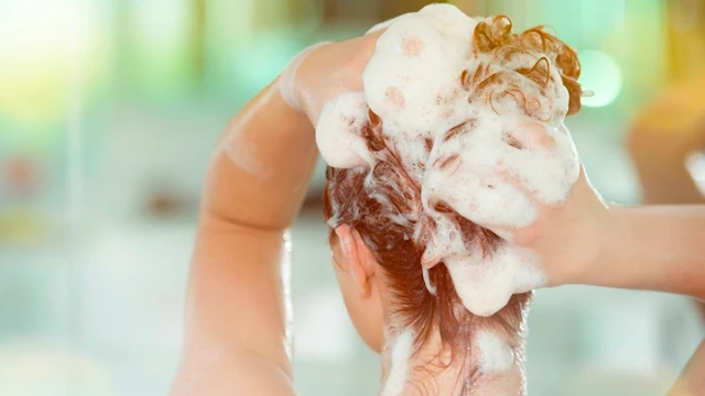 bai-viet/tai-sao-goi-dau-xong-van-co-gau-cach-goi-dung-nhu-the-nao.html