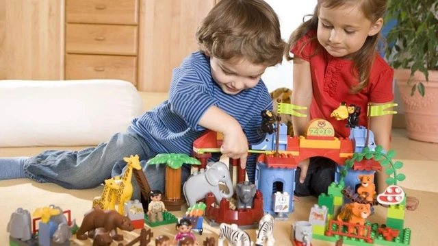 bai-viet/top-10-do-choi-tu-duy-cho-be-giup-be-phat-trien-tri-tue-ky-nang.html