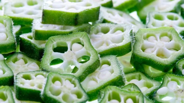 bai-viet/u-toc-bang-qua-dau-bap-de-co-mai-toc-chac-khoe.html