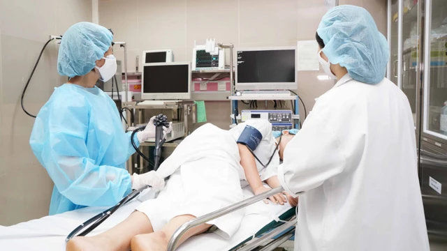 bai-viet/vi-sao-phai-uong-thuoc-xo-de-noi-soi-dai-trang.html