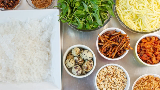 bai-viet/banh-trang-tron-de-qua-dem-duoc-khong-70099.html