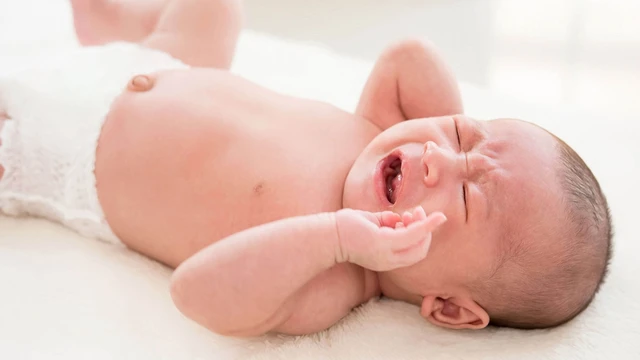 bai-viet/be-10-thang-bi-tao-bon-phai-lam-sao-mot-so-cach-chua-tao-bon-cho-be.html