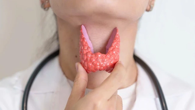 bai-viet/benh-k-tuyen-giap-the-nhu-la-gi-nguyen-nhan-va-cach-dieu-tri.html