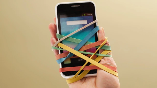 bai-viet/benh-nghien-dien-thoai-nguy-co-suc-khoe-va-giai-phap-khac-phuc.html