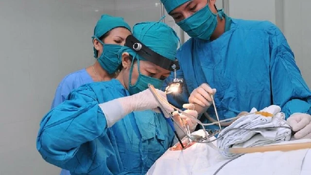 bai-viet/benh-nhan-mo-tri-bao-lau-thi-lanh.html