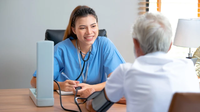 bai-viet/benh-tim-to-o-nguoi-cao-tuoi-gay-nguy-hiem-nhu-the-nao.html