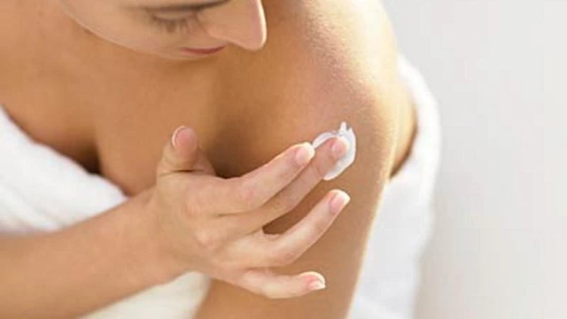 bai-viet/benh-vay-nen-a-sung-co-lay-khong-va-huong-dan-dieu-tri-tu-bac-sy-35459.html