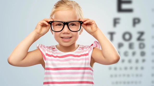 bai-viet/bi-can-3-do-co-nen-deo-kinh-thuong-xuyen.html