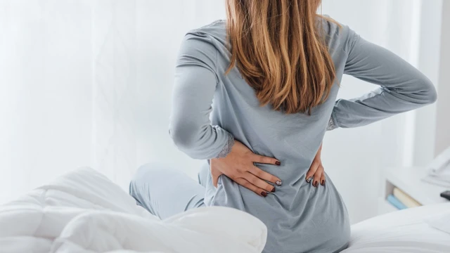 bai-viet/bi-dau-lung-bao-lau-thi-rung-trung-cach-nhan-biet-rung-trung-chinh-xac.html