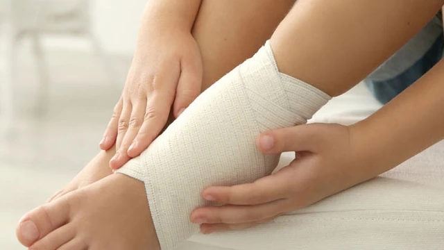 bai-viet/bong-gan-got-chan-hieu-dung-cach-de-dieu-tri-hieu-qua-53235.html