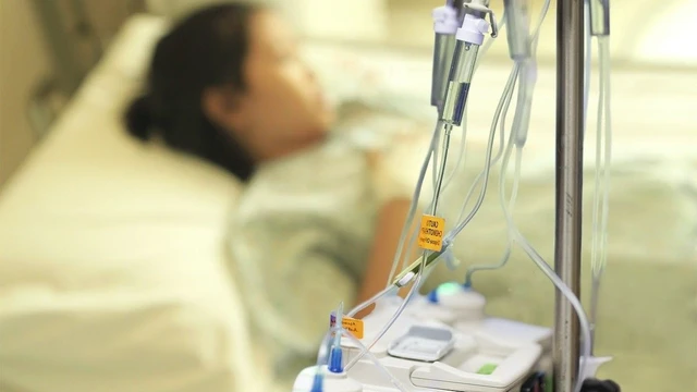 bai-viet/buon-non-o-benh-nhan-ung-thu-nen-lam-va-nen-tranh-nhung-gi-55220.html