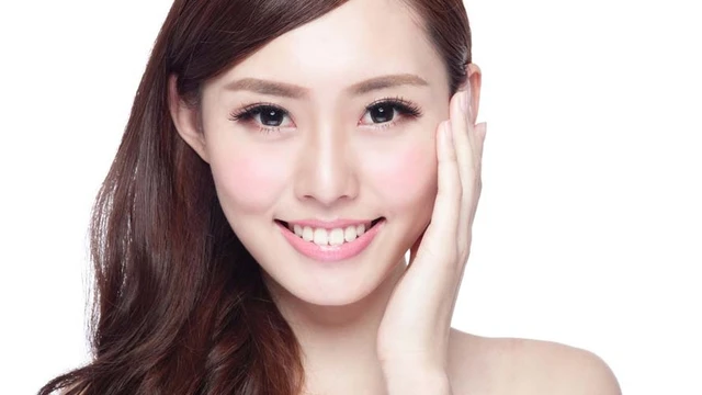 bai-viet/tong-hop-cac-cau-hoi-thuong-gap-ve-da-va-bi-quyet-cham-soc-da-hang-ngay.html