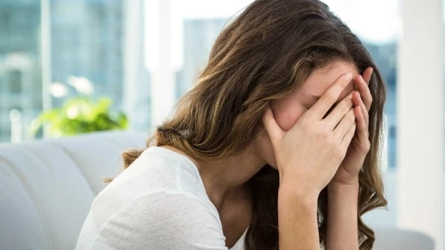 bai-viet/cac-dau-hieu-canh-bao-van-de-suc-khoe-tam-than.html