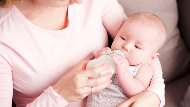 bai-viet/cac-dau-hieu-di-ung-dam-sua-bo-va-cach-bo-sung-dinh-duong-cho-tre.html