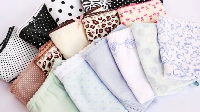 bai-viet/cach-chon-do-lot-cho-be-gai-tuoi-day-thi.html