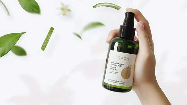 bai-viet/cach-dung-tinh-dau-buoi-cocoon-de-toc-bong-benh-72717.html