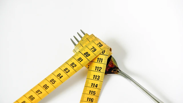 bai-viet/cach-giam-can-nhanh-chong-khong-can-cat-giam-calo-hay-bo-tinh-bot.html