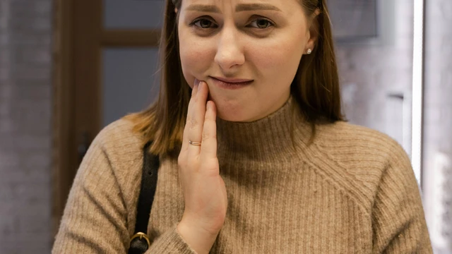 bai-viet/cach-giam-sung-sau-khi-nho-hai-rang-sau-hieu-qua-va-an-toan.html