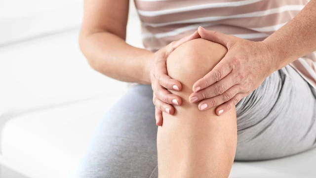 bai-viet/cach-ho-tro-giam-dau-cung-khop-goi-hieu-qua.html