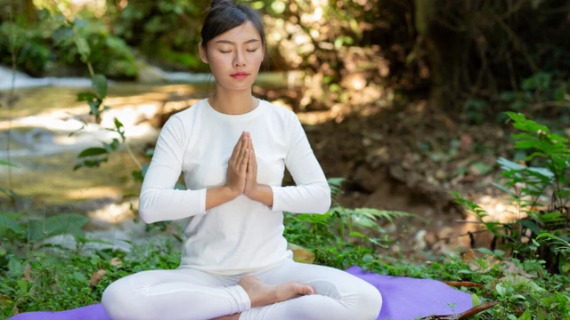 bai-viet/cach-ngoi-thien-don-gian-ma-ai-cung-co-the-thuc-hanh.html