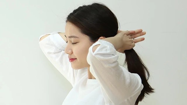 bai-viet/cach-phuc-hoi-toc-chay-tai-nha-don-gian-de-thuc-hien-59729.html