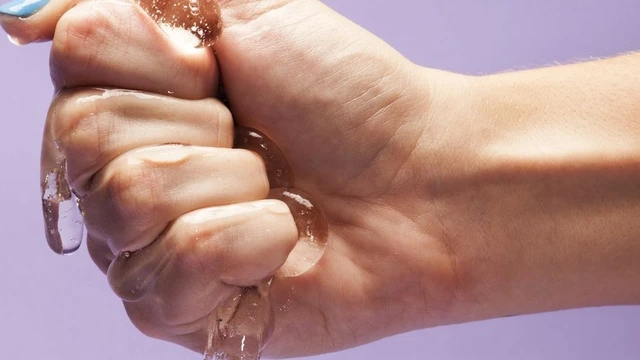 bai-viet/cach-su-dung-gel-boi-tron-giup-dat-thang-hoa-trong-moi-cuoc-yeu.html