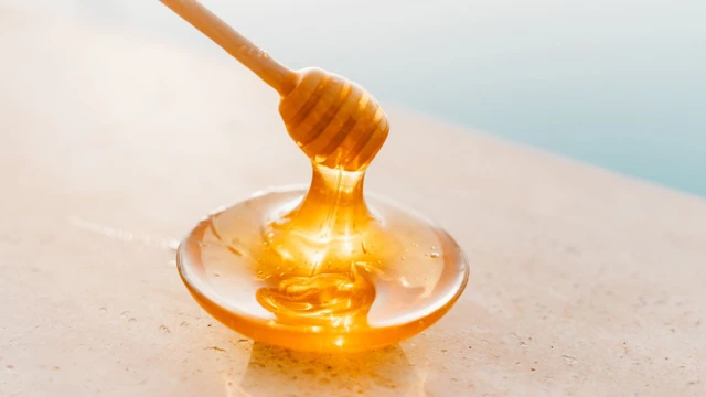 bai-viet/thu-ngay-10-cach-tri-ho-bang-mat-ong-don-gian-hieu-qua.html