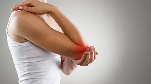 bai-viet/cach-xoa-tan-noi-lo-dau-khuyu-tay-khi-choi-tennis-55713.html