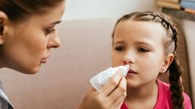 bai-viet/cach-xu-ly-khi-tre-bi-chay-mau-cam-ma-bo-me-can-biet.html