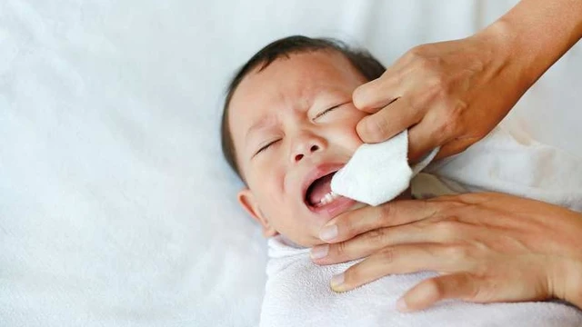 bai-viet/top-8-thuoc-boi-nhiet-mieng-cho-be-duoi-1-tuoi-an-toan-hieu-qua.html