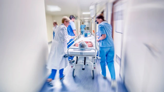 bai-viet/goi-cap-cuu-o-dau-nhanh-va-goi-so-dien-thoai-nao.html