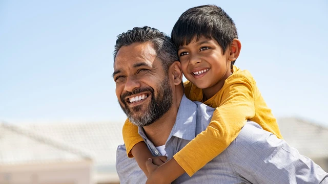 bai-viet/cha-gia-co-sinh-con-coc-khong-nam-gioi-nen-sinh-con-o-tuoi-nao.html