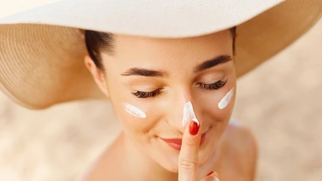 bai-viet/7-meo-cham-soc-da-khi-di-du-lich-dung-cach-ai-cung-phai-biet.html