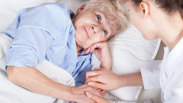 bai-viet/cham-soc-loet-ty-de-cho-benh-nhan-nam-mot-cho-64516.html