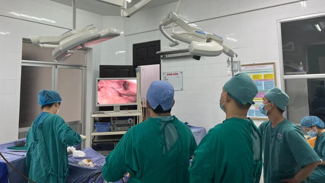 bai-viet/chan-thuong-bang-quang-duoc-dieu-tri-nhu-the-nao.html