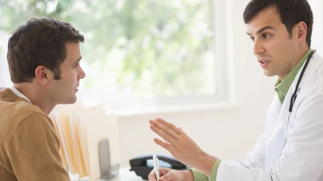 bai-viet/chi-phi-mo-nang-mao-tinh-hoan-la-bao-nhieu-bien-chung-sau-phau-thuat-can-biet.html