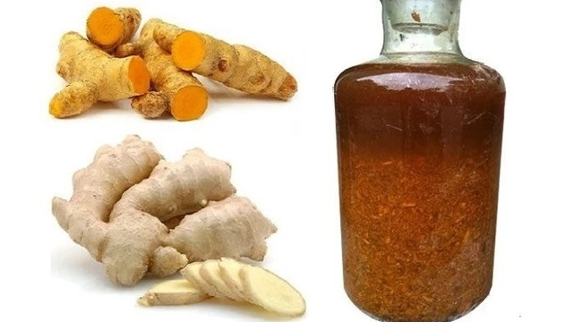 bai-viet/chi-tiet-cach-tri-ran-da-sau-sinh-bang-ruou-gung-nghe-56865.html