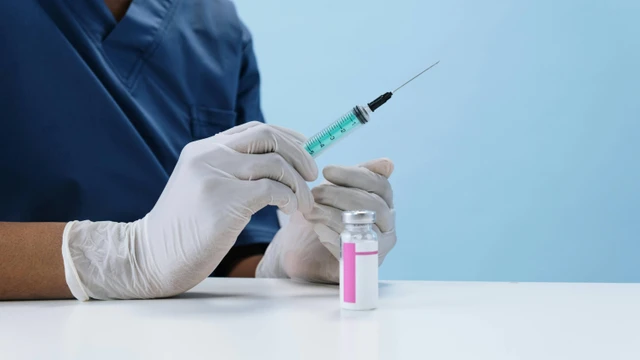 bai-viet/chich-ngua-thuy-dau-o-dau-tai-tp-hcm-uy-tin-va-an-toan.html