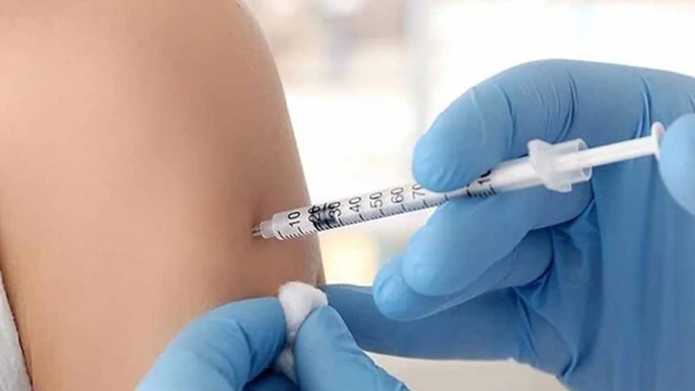 bai-viet/chong-chi-dinh-tiem-bap-cach-xu-tri-tac-dung-phu-va-tai-bien-khi-tiem-bap.html