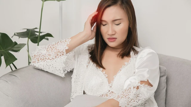 bai-viet/chong-mat-buon-non-sau-khi-nho-rang-khon-nguyen-nhan-va-cach-xu-ly.html