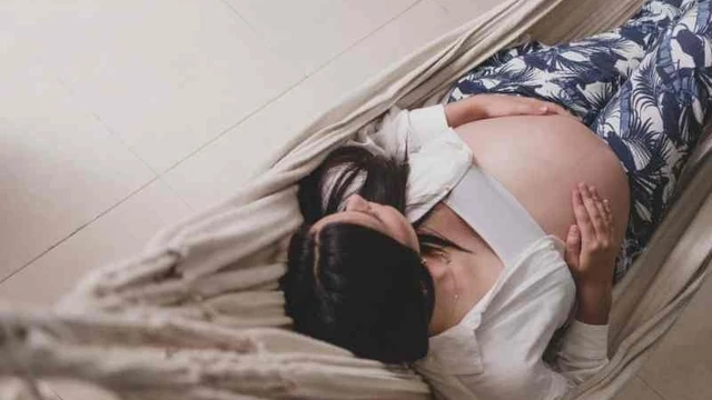 bai-viet/co-bau-nam-vong-duoc-khong-ba-bau-nam-vong-co-anh-huong-den-thai-nhi-khong-69099.html