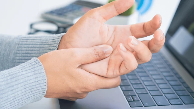 benh/co-rut-dupuytren.html