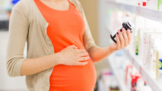 bai-viet/collagen-la-gi-mang-bau-uong-collagen-duoc-khong.html