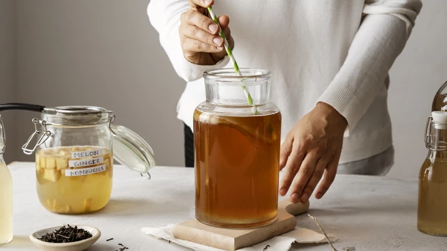 bai-viet/cong-thuc-pha-tra-kombucha-vi-chanh-ngon-tuyet-dinh-dang-gay-sot-hien-nay.html