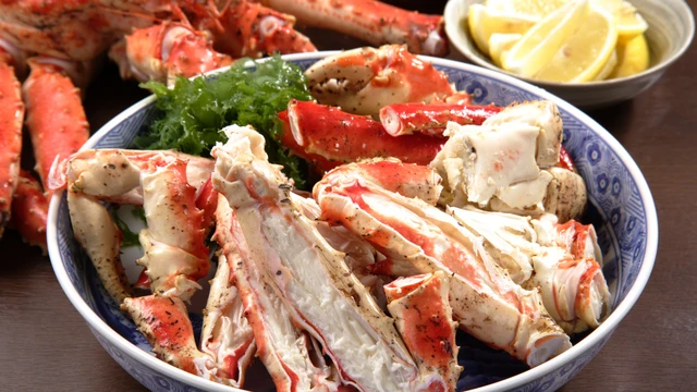 bai-viet/cua-hoang-de-gia-tri-dinh-duong-va-cach-chon-cua-tuoi-ngon.html